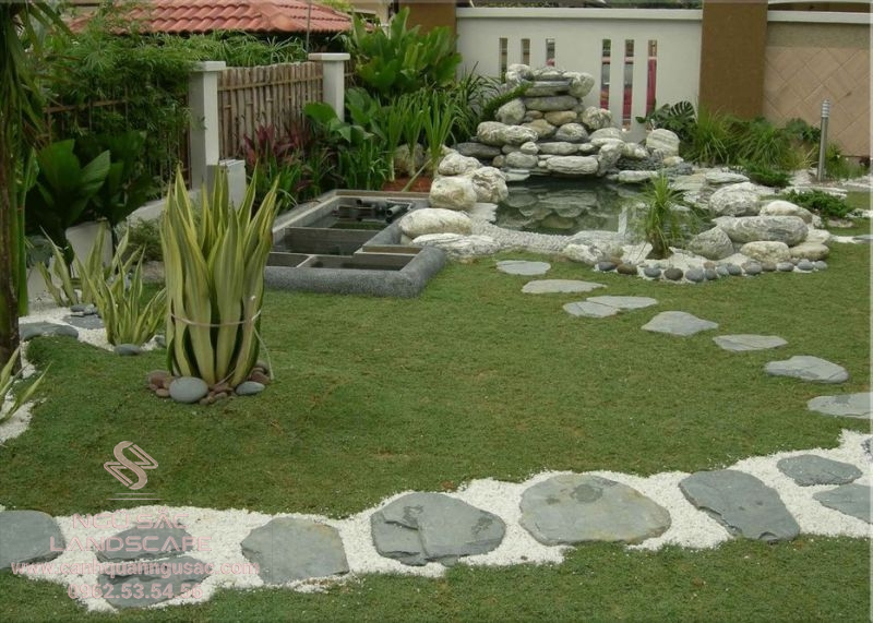 Dùng đá trang trí tiểu cảnh sân vườn biệt thự