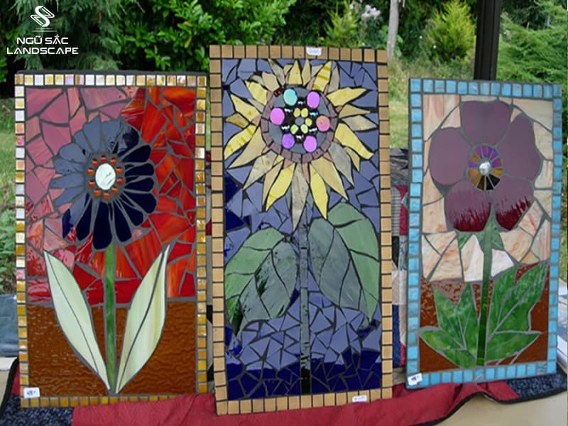 Hàng rào sân vườn thiết kế theo nghệ thuật mosaic